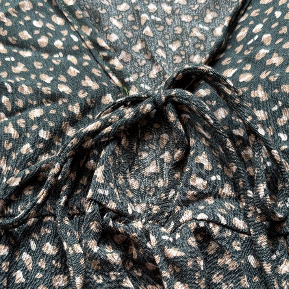 Chic Soul Dark Green Floral Tie-Front Blouse - Picture 6 of 8